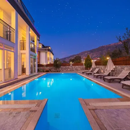 Diamond 2 Villa *